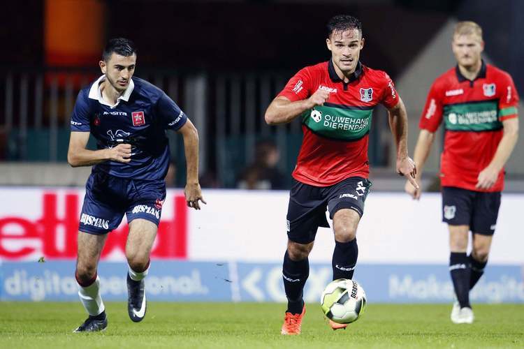 开云体育网址 -荷甲集结日再迎强敌，莱比锡防线松动，主帅态度——引发热议，资深球员宣示担当(荷甲最新比分及积分榜)